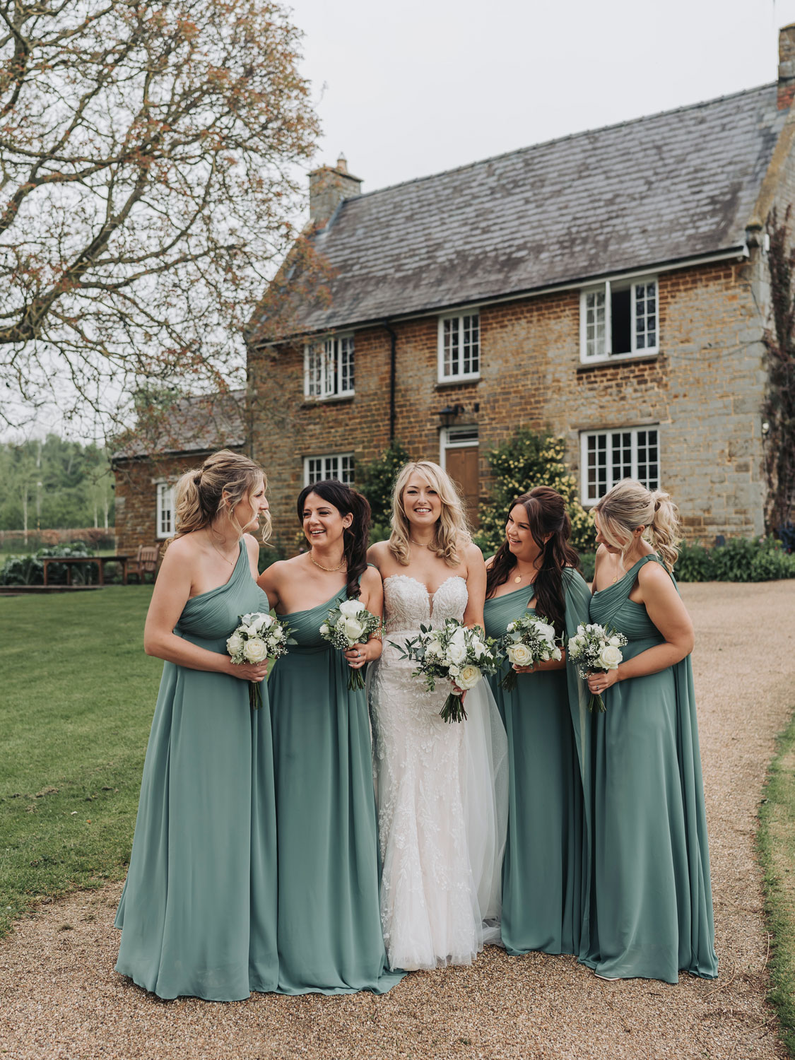 Bridal party group photo at Crockwell Farm wedding venue