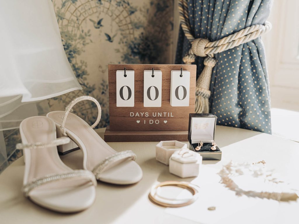 wedding countdown calendar with details